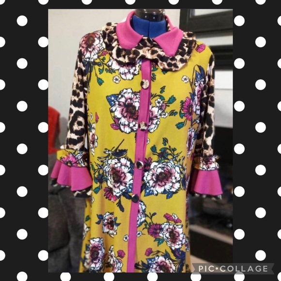 Beautiful custom Jacket 💗 - Picture 1 of 1